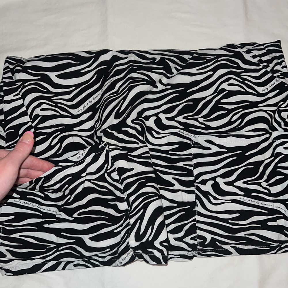 Zebra Scrub Top - Picture 3 of 3
